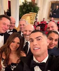 Cristiano Ronaldo Georgina Rodriguez Casa Bianca selfie Elon Musk Infantino