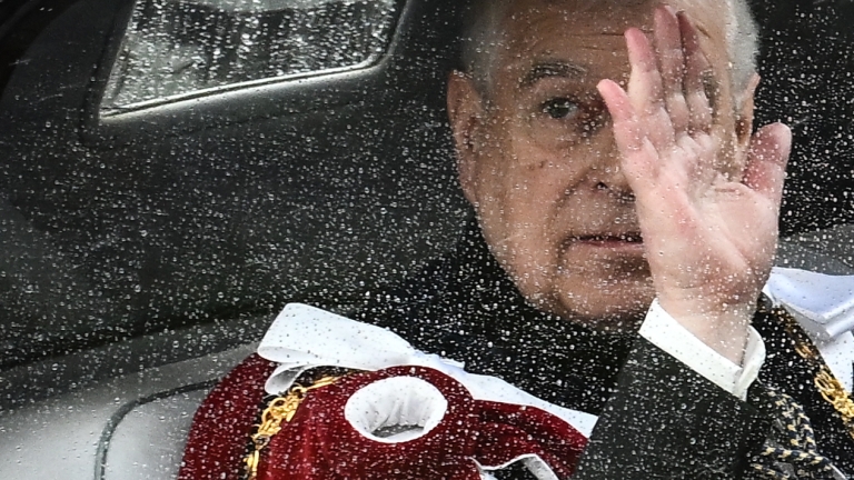 Arrestato l'ex principe Andrea per i suoi legami con Epstein