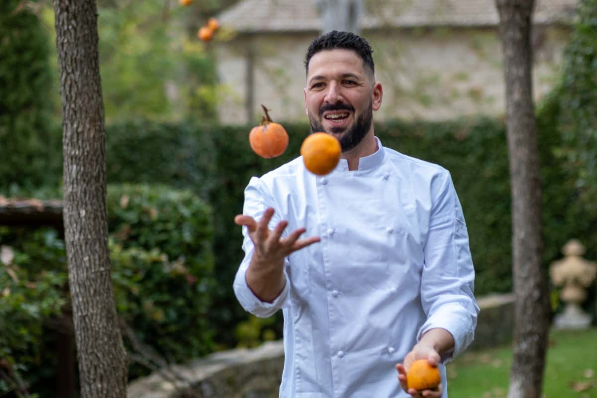 Francesco Nunziata, nuovo resident chef di Re Santi e Leoni Ritorno a casa per Francesco Nunziata: è il nuovo resident chef a Re Santi e Leoni Francesco Nunziata, nuovo resident chef di Re Santi e Leoni Ritorno a casa per Francesco Nunziata: è il nuovo resident chef a Re Santi e Leoni