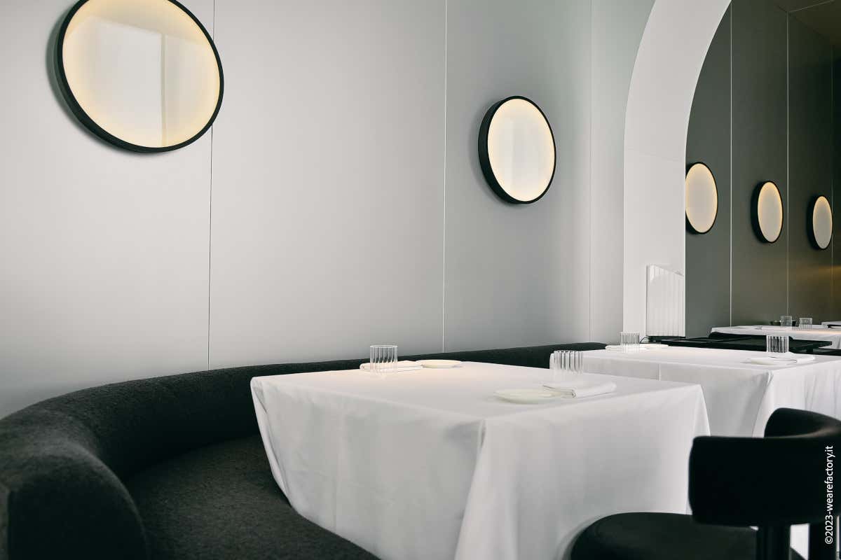 Re Santi e Leoni: la sala Ritorno a casa per Francesco Nunziata: è il nuovo resident chef a Re Santi e Leoni Re Santi e Leoni: la sala Ritorno a casa per Francesco Nunziata: è il nuovo resident chef a Re Santi e Leoni