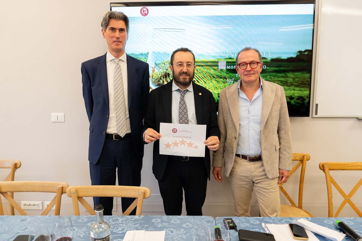 Montepulciano brinda all’eccellenza: il Nobile 2023 vale 4,5 stelle per la critica