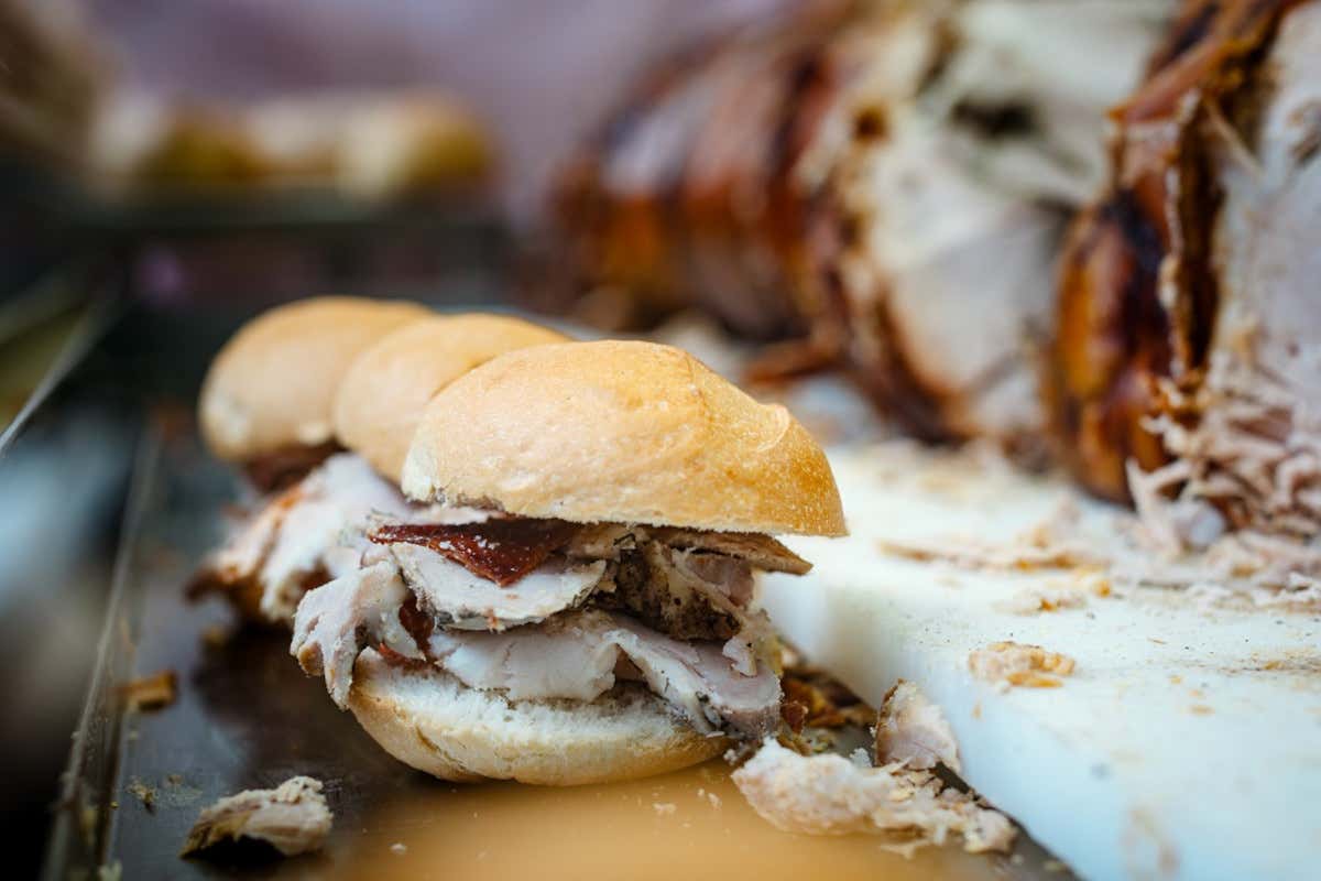 Il festival della porchetta trasloca: Todi apre la nuova era di Porchettiamo