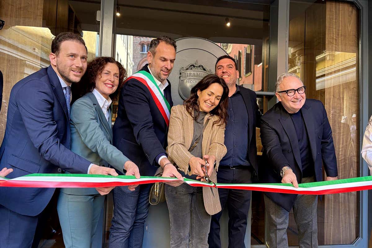Da Le Beccherie nasce il “Lingotto”: il Tiramisù da passeggio