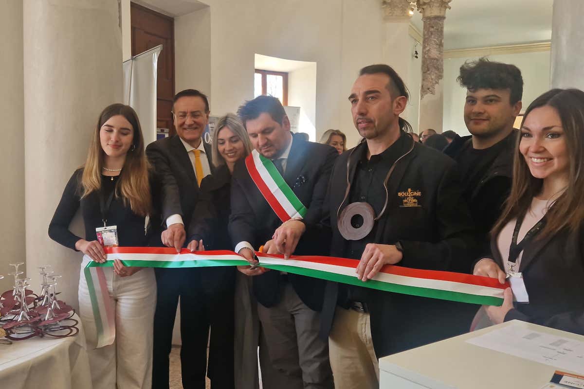 Dagli Champagne agli ancestrali: oltre tremila etichette a Bollicine in Villa Dagli Champagne agli ancestrali: oltre tremila etichette a Bollicine in Villa