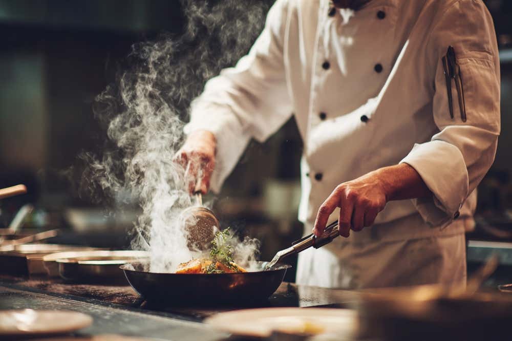 Grandi chef e alta cucina: una tradizione che resiste nell’era digitale Grandi chef e alta cucina: una tradizione che resiste nell’era digitale