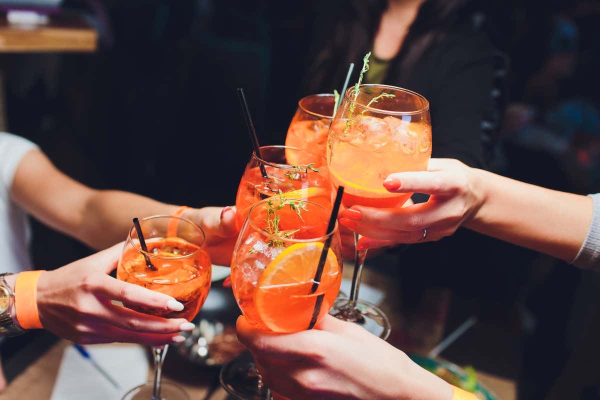 La scelta del drink giusto per l'aperitivo va fatta in funzione del tipo di cliente