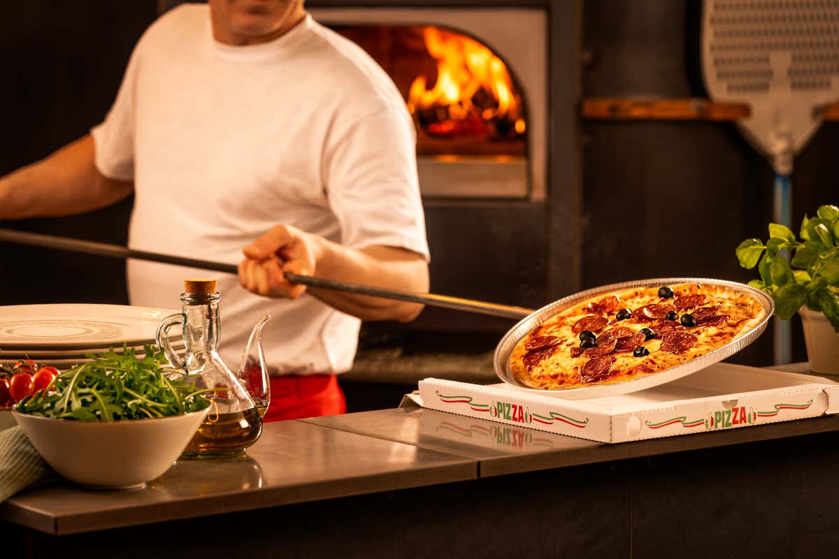 La nuova Pizza Base XL dal diametro di 30 cm di Schär Foodservice