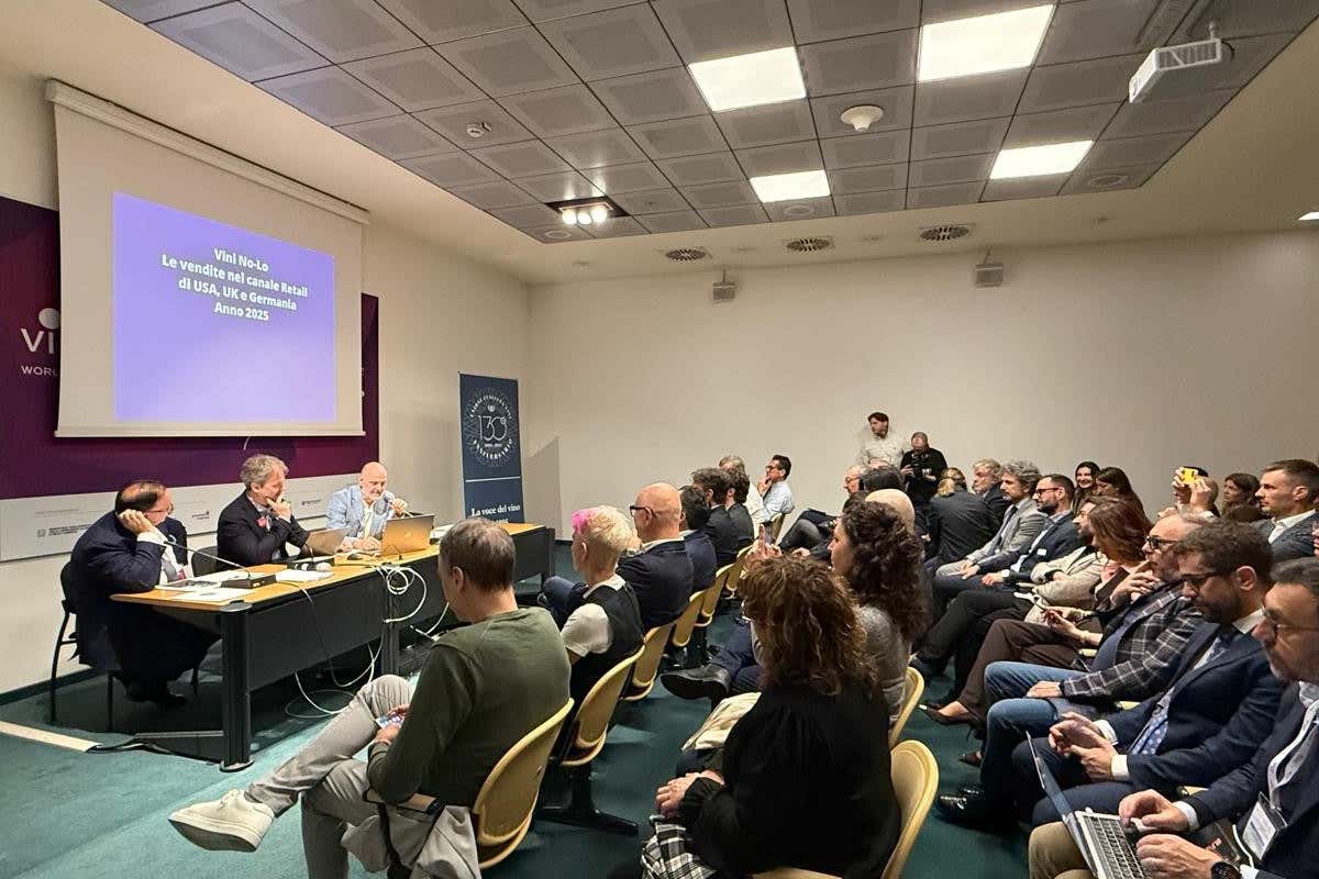 Vini no e low alcol, l’Italia parte in ritardo, ma accelera: produzione prevista +90%