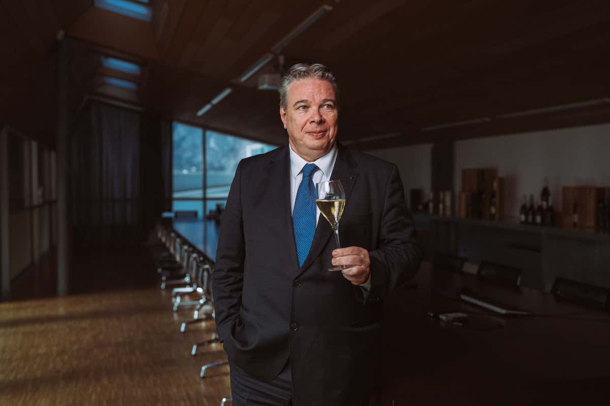 Trentodoc, numeri stabili: fatturato a 180 milioni e 12,2 milioni di bottiglie vendute Trentodoc, numeri stabili: fatturato a 180 milioni e 12,2 milioni di bottiglie vendute