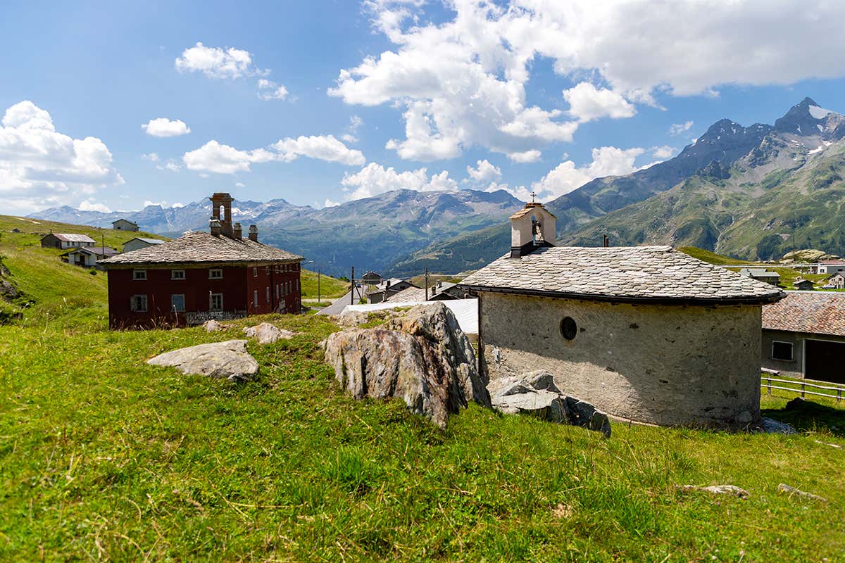 Gli Ecomusei della Valtellina invitano a una whycation: un viaggio profondo fatto di connessione, storie e scoperta consapevole del territorio