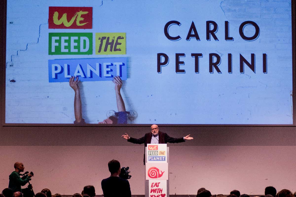 La leva di Petrini consegnata alla storia del cibo politico e della terra che resiste