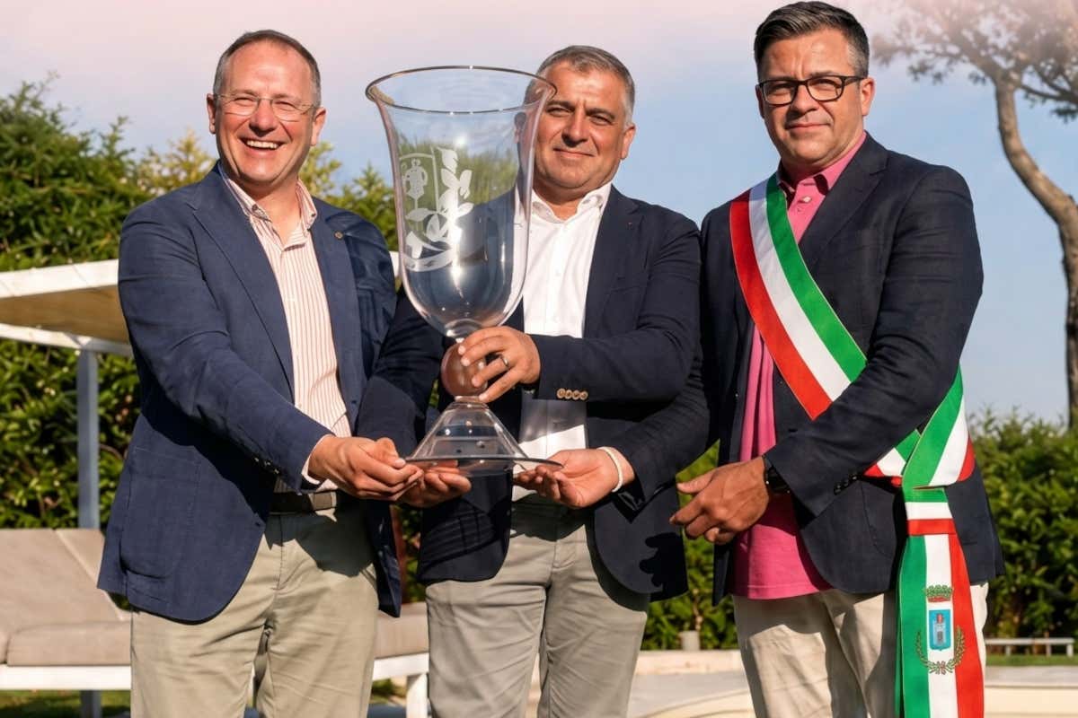 Sul Garda incoronato il miglior rosé: Cantina Franzosi vince il trofeo Molmenti Sul Garda incoronato il miglior rosé: Cantina Franzosi vince il trofeo Molmenti