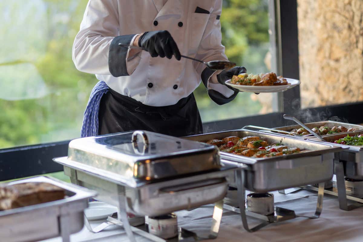 Banqueting e catering crescono, ma resta l’allarme per l’abusivismo