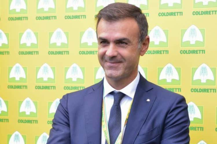 Ettore Prandini, presidente di Coldiretti, è stato eletto alla guida di Aia Ettore Prandini è il nuovo presidente dell’Associazione Italiana Allevatori