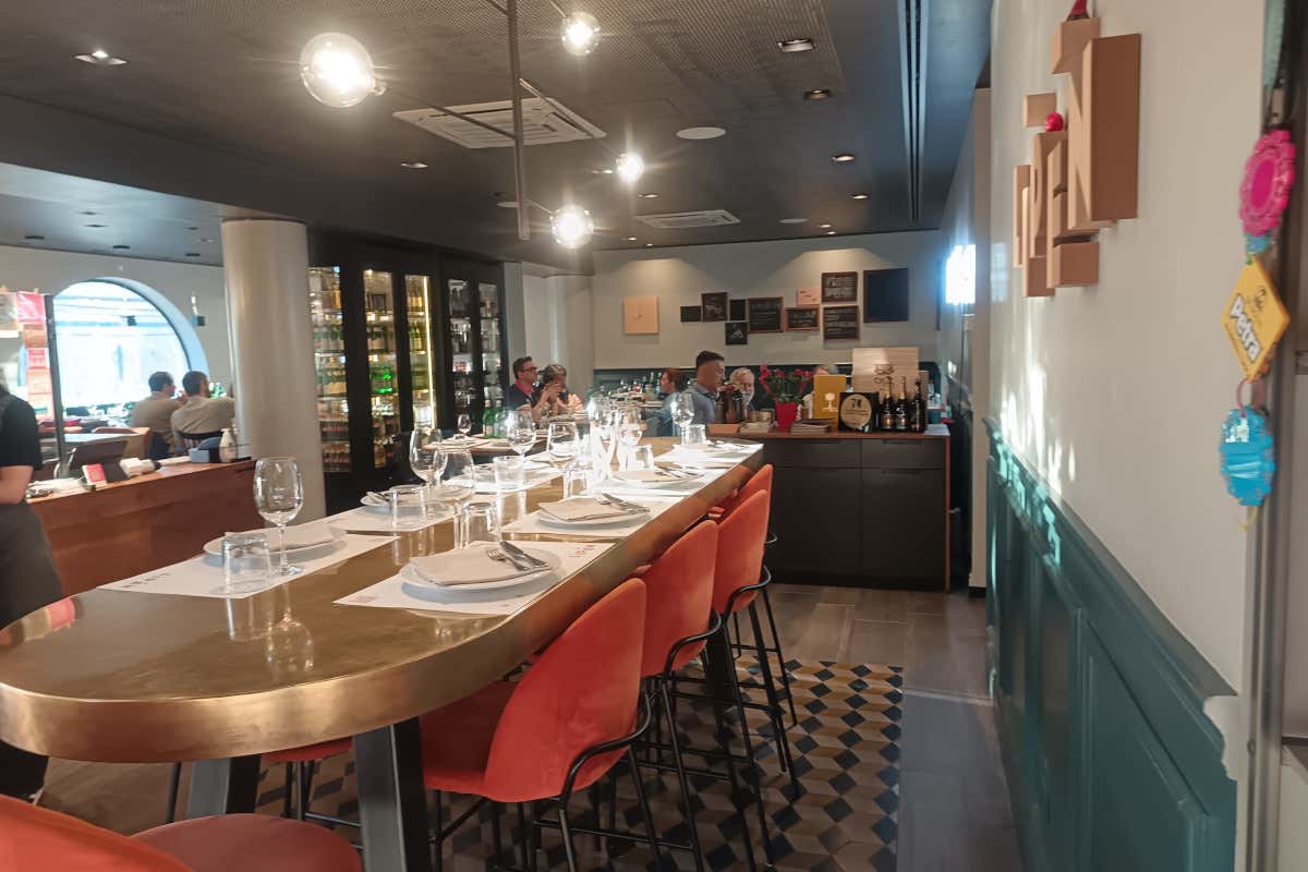 La sala dell’Enosteria Lipen di Triuggio (Mb)