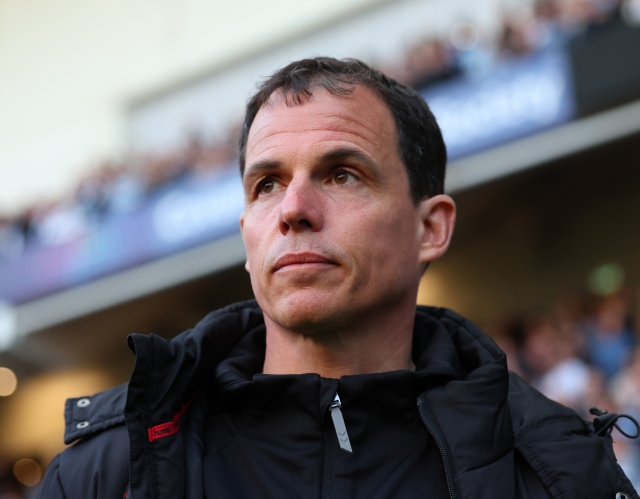 COVENTRY, ENGLAND - MAY 09: Sunderland Manager Regis Le Bris during the Sky Bet Championship Play-Off Semi Final First Leg match between Coventry City and AFC Sunderland at The Coventry Building Society Arena on May 09, 2025 in Coventry, England. (Photo by Marc Atkins/Getty Images)