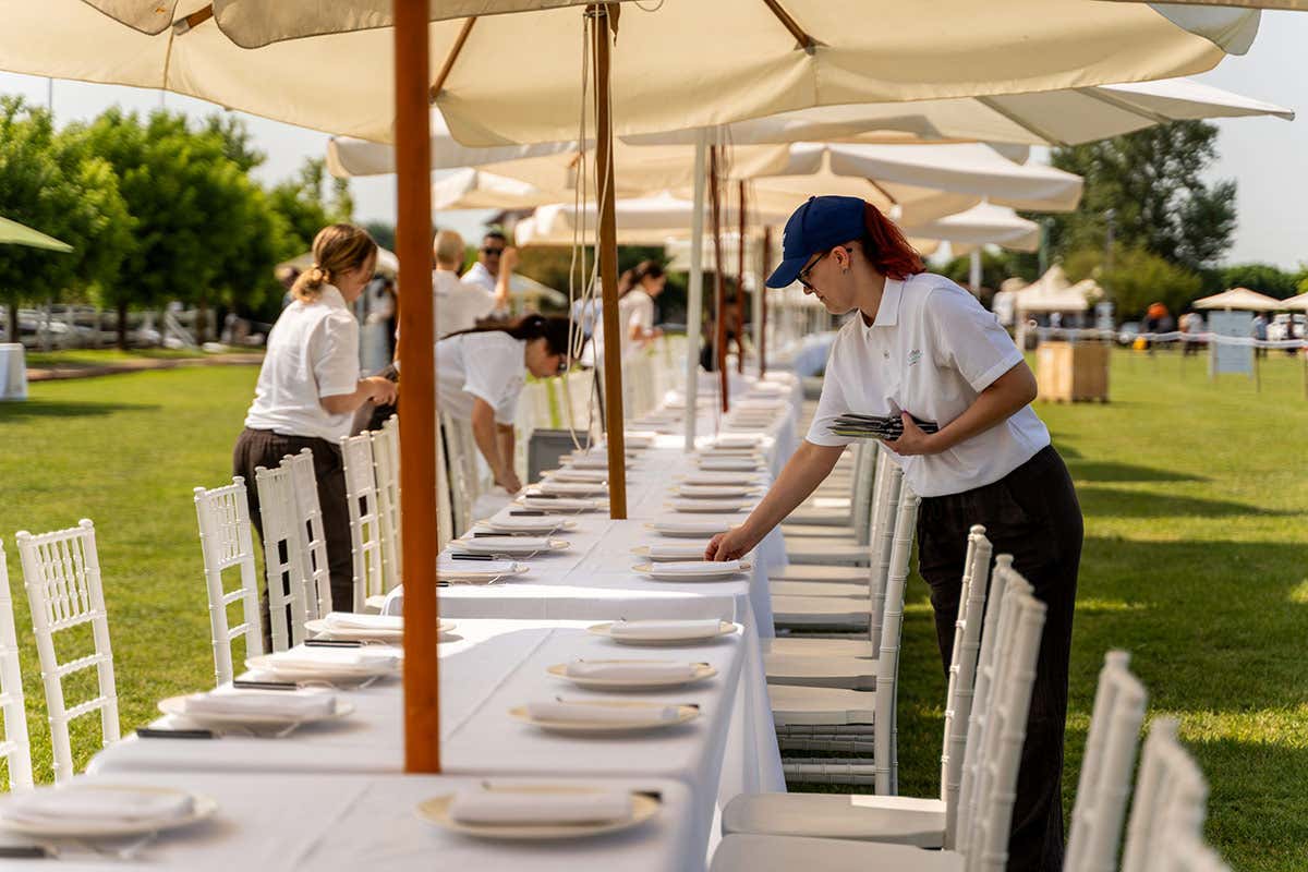 La parilla oltre il ristorante con “El Porteño a Casa Tua” La parilla oltre il ristorante con “El Porteño a Casa Tua”