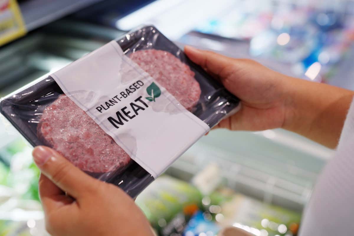 Il plant based italiano vale 669 milioni, ma rallentano le alternative vegetali alla carne Il plant based italiano vale 669 milioni, ma rallentano le alternative vegetali alla carne