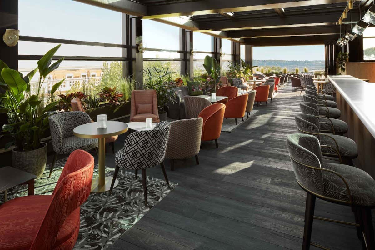 Il Charlie’s Rooftop, al sesto piano dell’InterContinental Rome Ambasciatori Palace