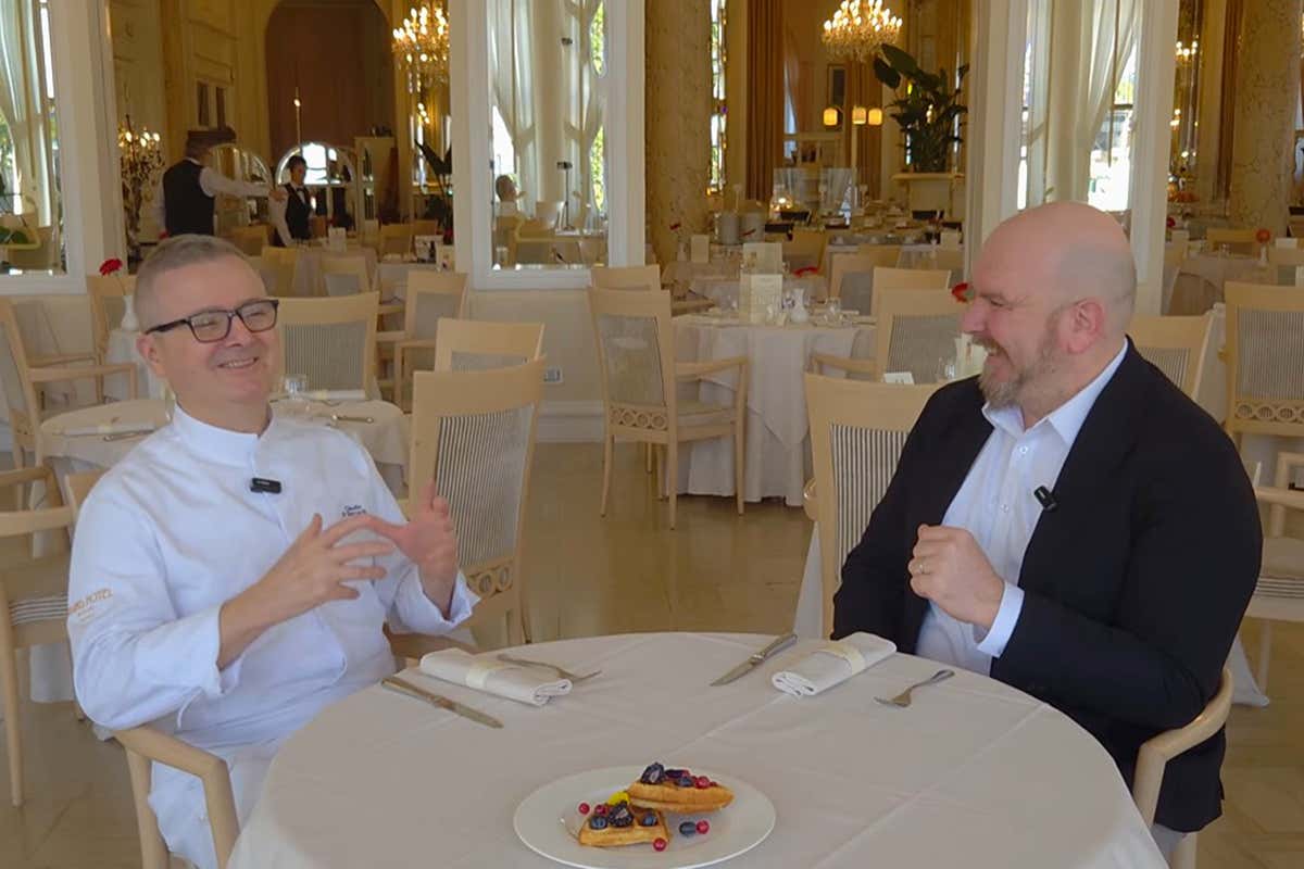 Al Grand Hotel di Rimini la colazione si costruisce sulla frutta fresca