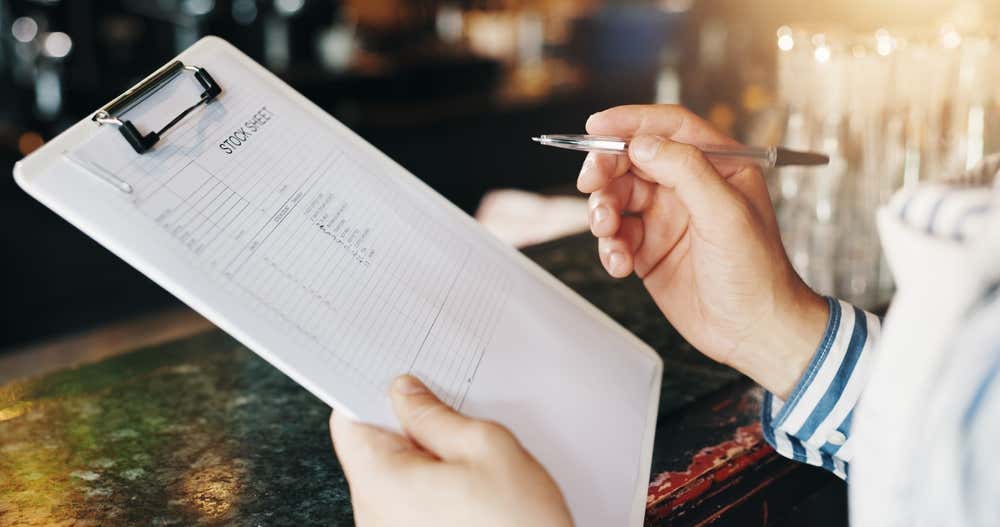 Forniture per bar e ristoranti: perché conviene integrare attrezzature e prodotti food in un unico canale