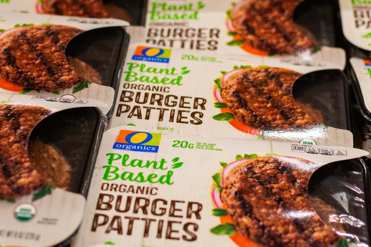 Salvi solo i burger: stop ai nomi della carne per i prodotti vegetali