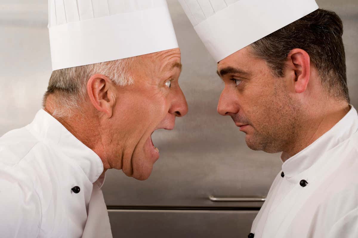 Cucine tossiche, il bullismo che la ristorazione non può più ignorare Cucine tossiche, il bullismo che la ristorazione non può più ignorare