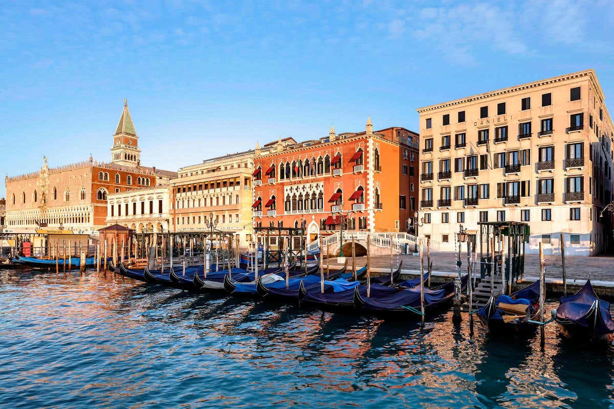 Dal Danieli al Mandarin Oriental: il fondo di Hohn punta 636 milioni sugli hotel italiani