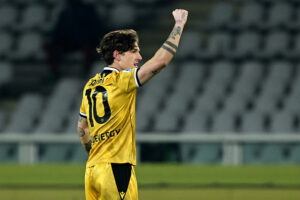 Nicolò Zaniolo esulta per il gol contro il Torino