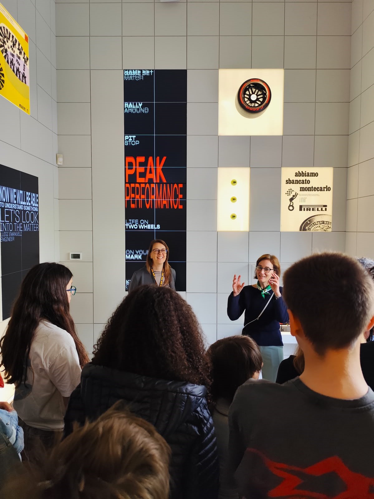 Dall’idea al prodotto: così Pirelli porta arte, scienza e innovazione nelle scuole